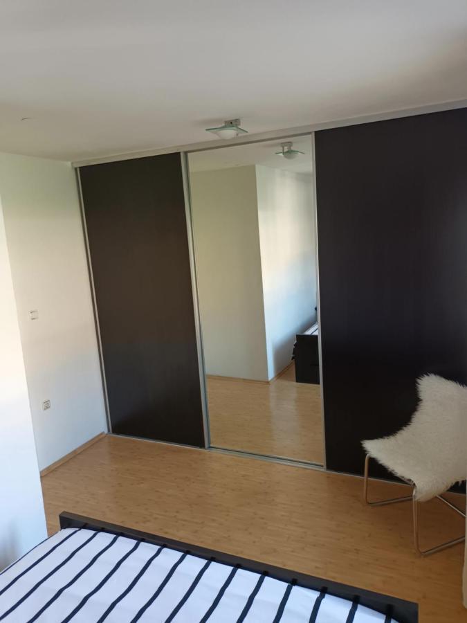 Kike Red Apartment Kastela Exterior photo